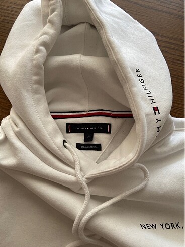 m Beden Tommy hilfiger