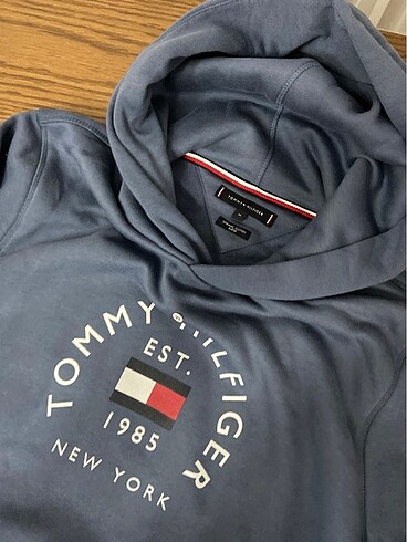 m Beden Tommy hilfiger