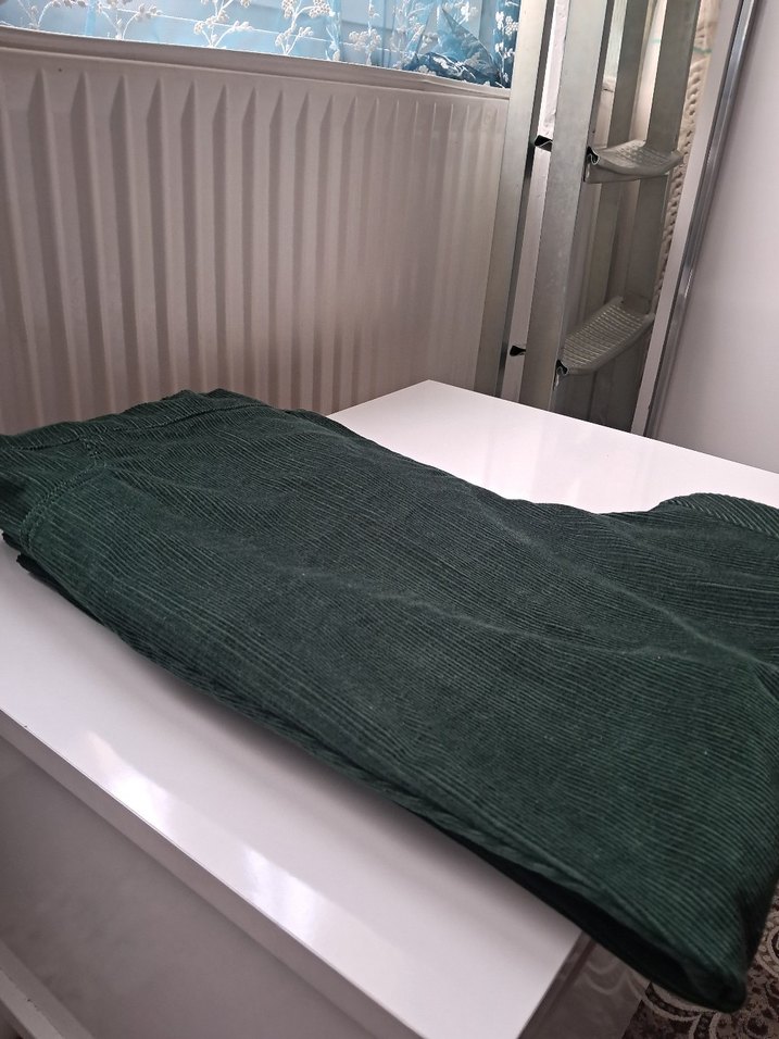 Kadın Koyu Yeşil Kadife Bol Kesim Pantolon Özel yapım - Görsel 3