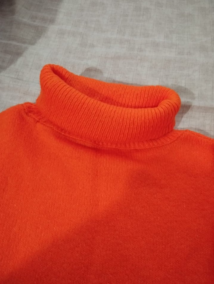 Kadın Turuncu Boğazlı Triko Kazak - Görsel 2