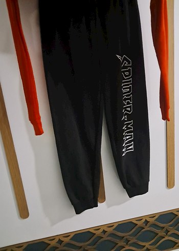 Örümcek Adam Baskılı Kırmızı Erkek Eşofman Takımı - Görsel 2