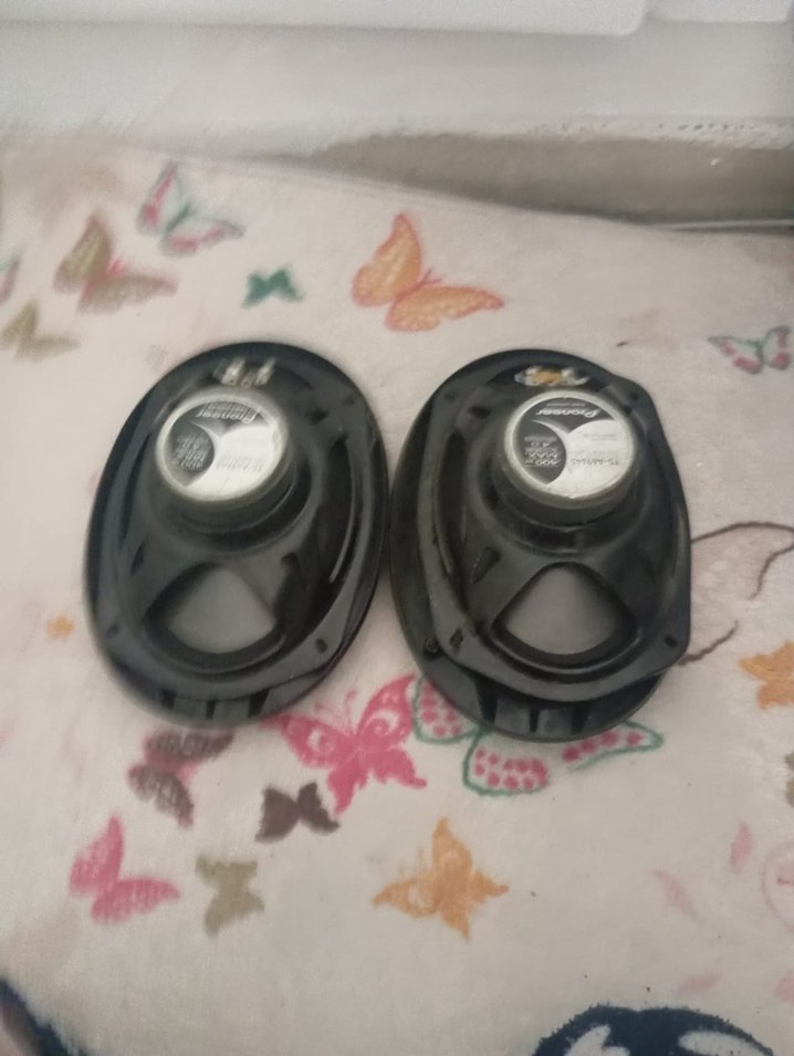 Siyah Gri Müzik Sistemi Hoparlörleri - Görsel 4