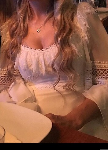 Beyaz elbise