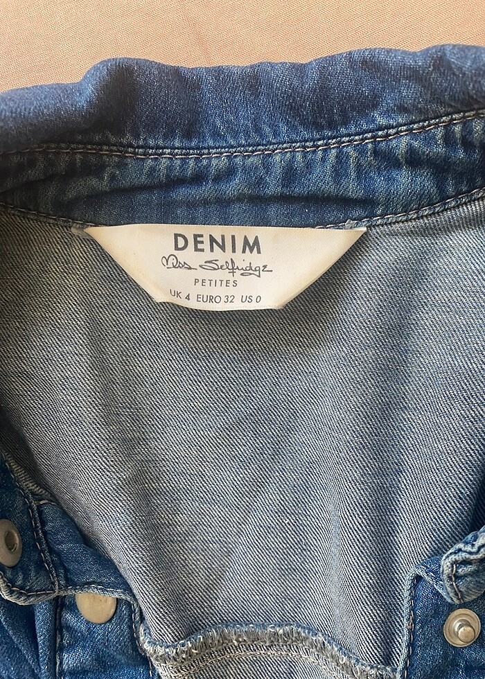 Mini şortlu kot tulum - Görsel 3