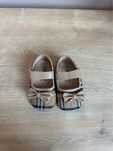 Burberry bebek babeti