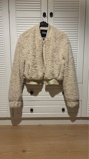 Zara Zara Suni Kürklü Crop Bomber Ceket