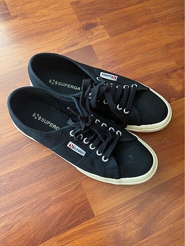 Superga siyah ayakkabı