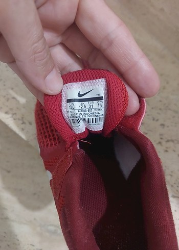 Kız Çocukları İçin Kırmızı Nike Spor Ayakkabı - Görsel 5