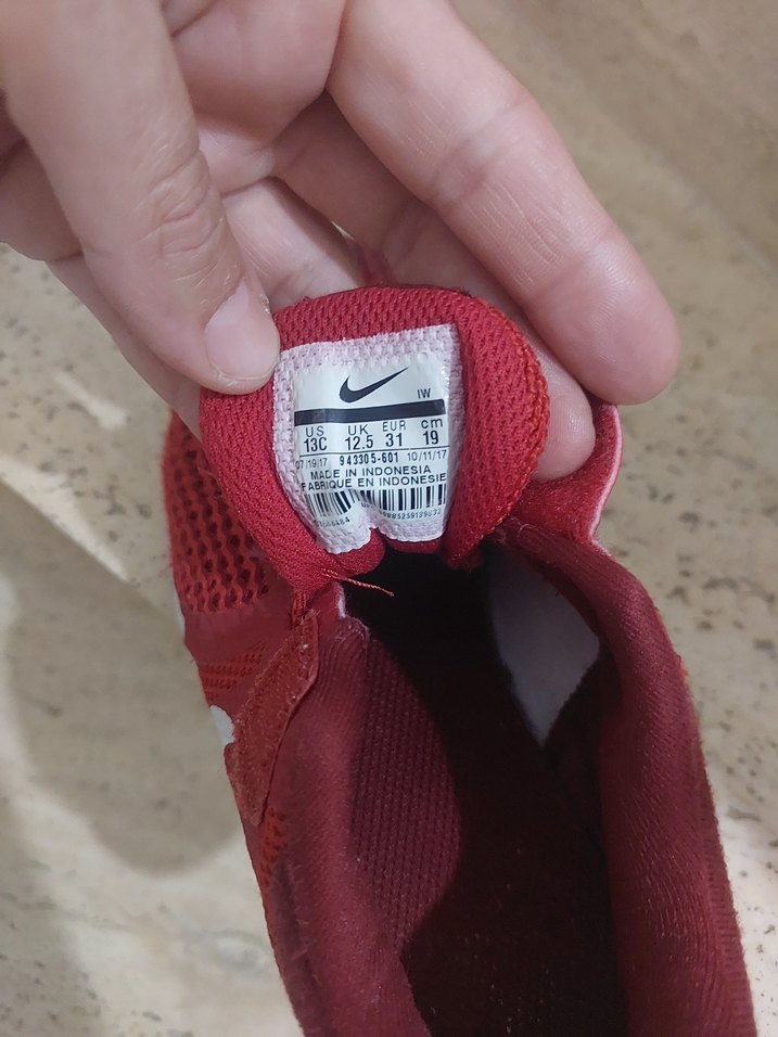 Kız Çocukları İçin Kırmızı Nike Spor Ayakkabı - Görsel 5