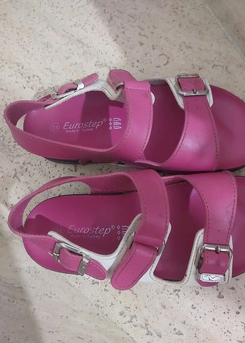 Kız Çocuk Pembe Tokalı Terlik - Görsel 5