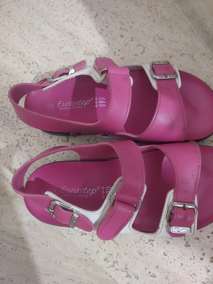 Kız Çocuk Pembe Tokalı Terlik - Görsel 5