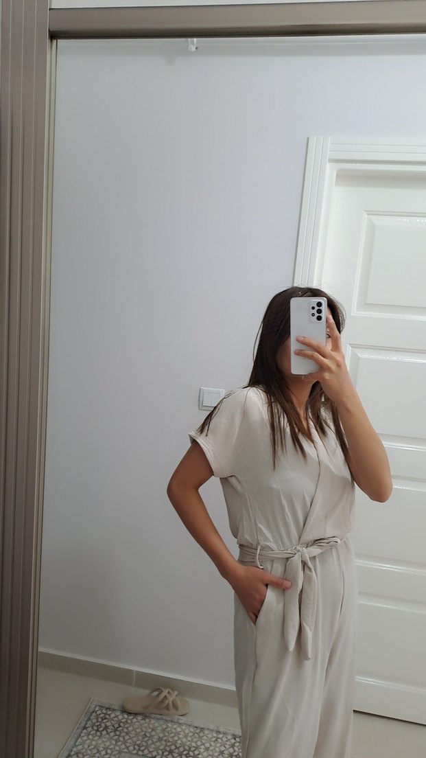 Bej V Yakalı Keten Midi Tulum - Görsel 4