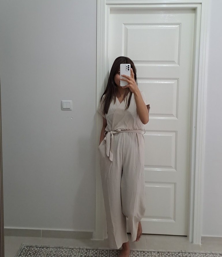 Bej V Yakalı Keten Midi Tulum - Görsel 2