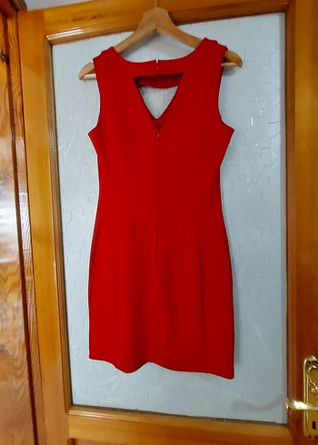 Kırmızı V Yakalı Midi Abiye Elbise - Görsel 4