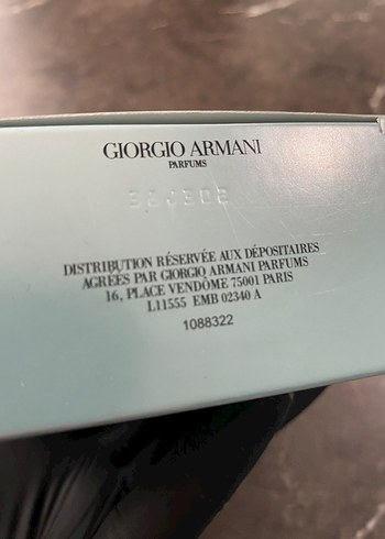 Giorgio Armani Acqua di Gioia Kadın Parfüm 50ml - Görsel 6