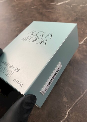 Giorgio Armani Acqua di Gioia Kadın Parfümü 50 ml - Görsel 6