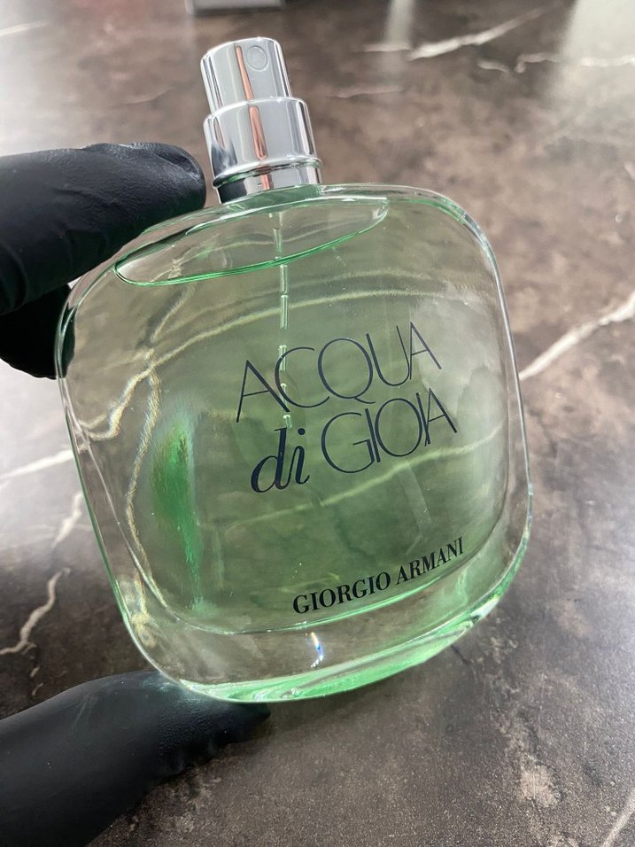 Giorgio Armani Acqua di Gioia Kadın Parfümü 50 ml - Görsel 5