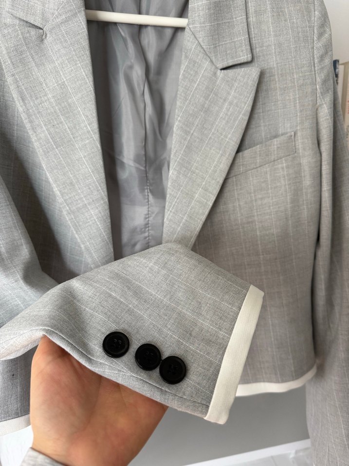 Gri Düğmeli Kadın  Blazer Ceket - Görsel 2