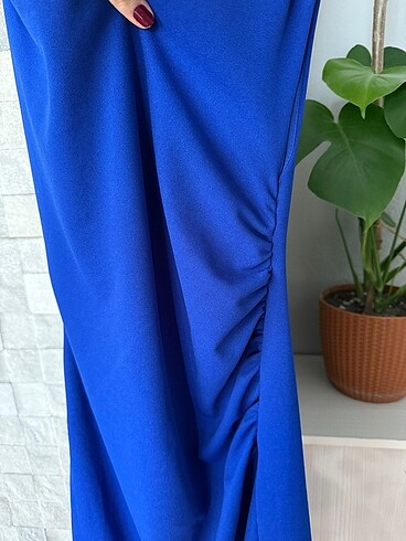 Tek omuz elbise - Görsel 3