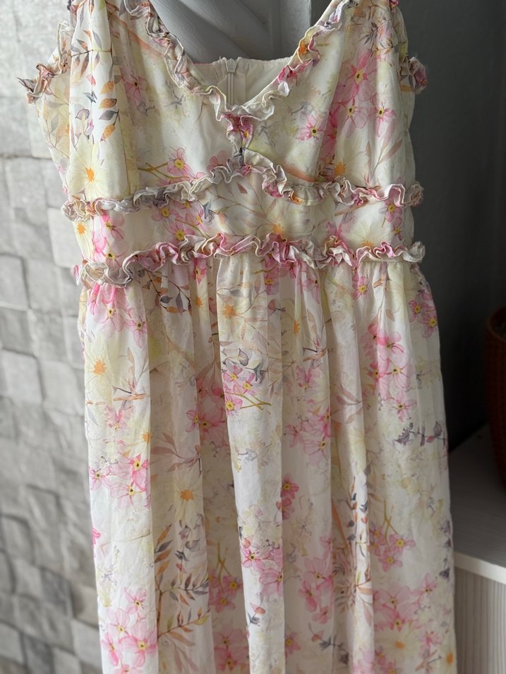 Pembe Çiçekli Uzun Drapeli Bohem Elbise - Görsel 3