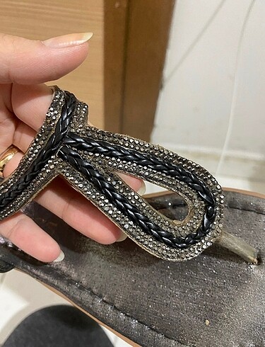 Diğer Parmak arası sandalet
