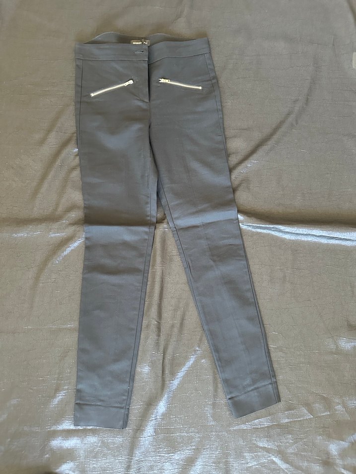 Siyah Dar Kesim mango Pantolon - Görsel 2