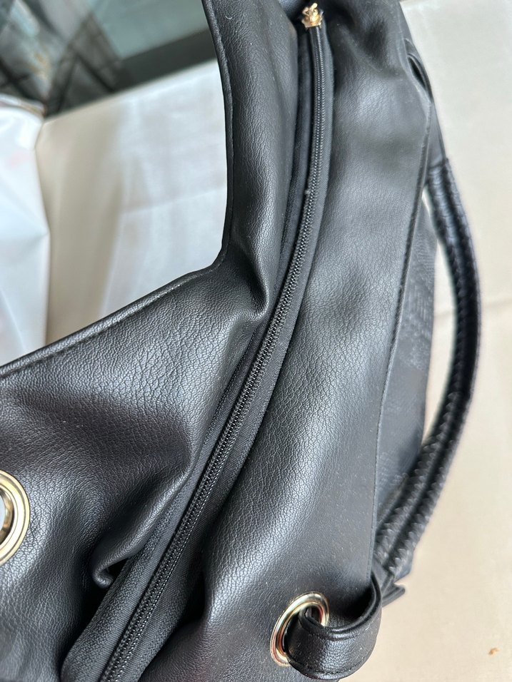 Siyah Yılan Derisi Desenli Deri Kadın Çanta - Görsel 3