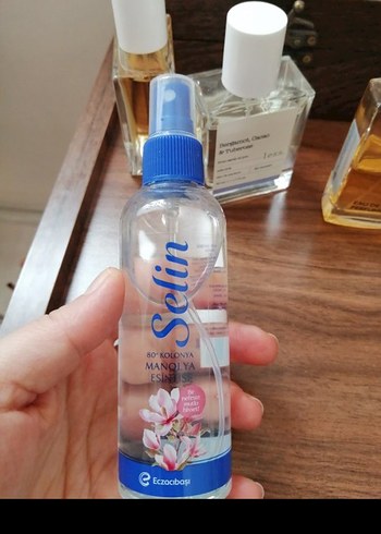 Kadın Parfüm Seti 4 Parça - Görsel 9