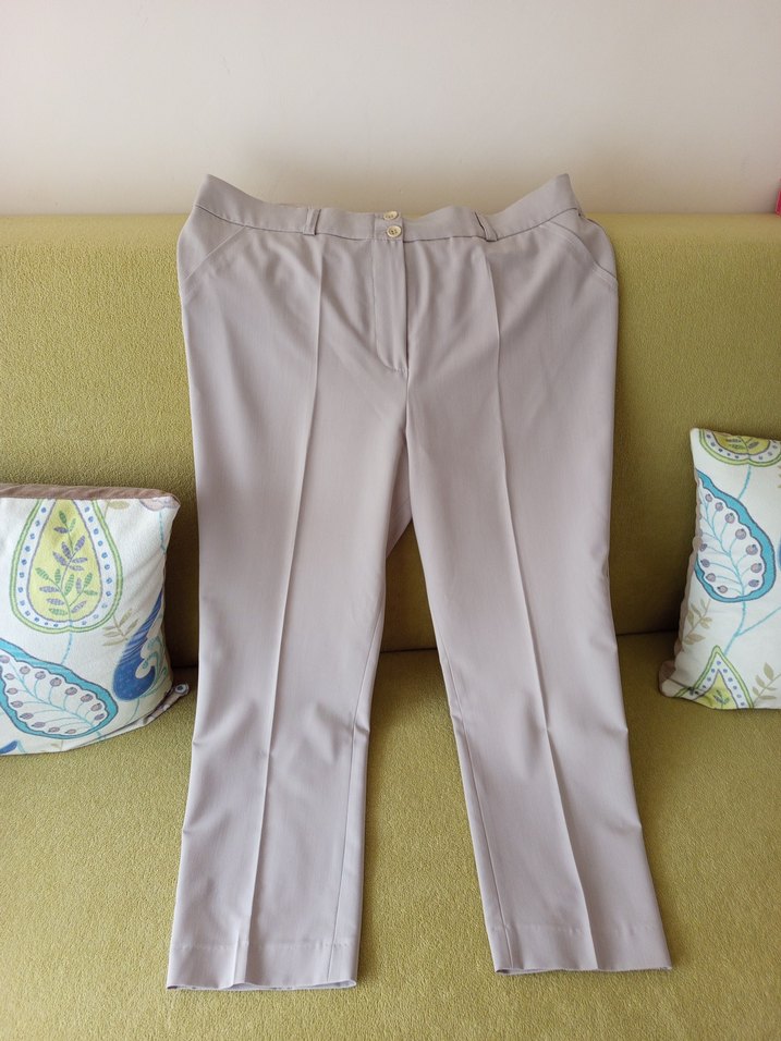 Düğmeli Bej Kumaş Kadın Pantolon - Görsel 2