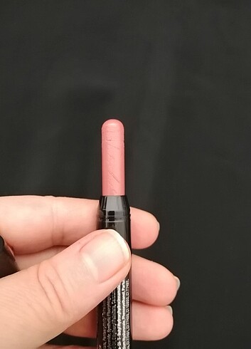 Diğer Lykd chubby pencil lipstick