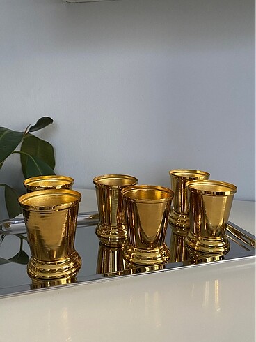 Gold Gül kovası