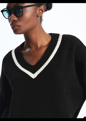 2026 sezon Siyah V Yaka Salaş Kadın Kazak - Görsel 3