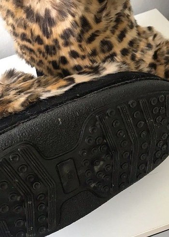 Leopar Desenli Kürklü Kadın Bot karbotu - Görsel 3