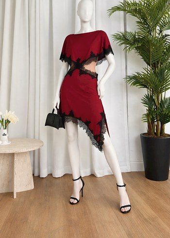 Bordo Dantel Detaylı Asimetrik Mini Elbise - Görsel 2