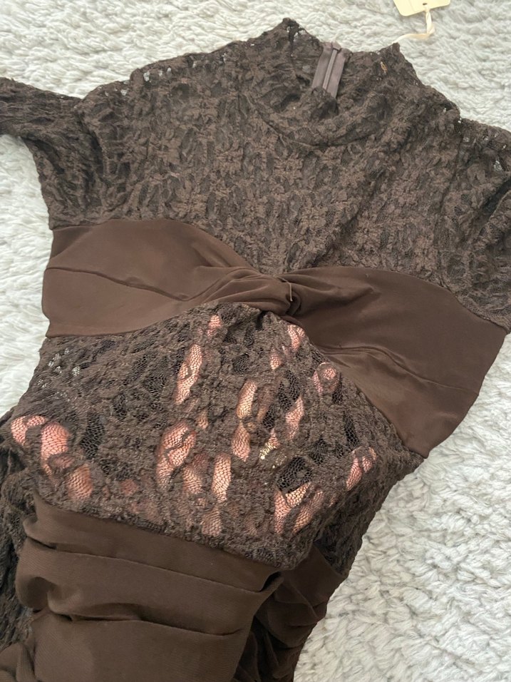 Dantel Detaylı Kahverengi Uzun Kollu Midi Elbise - Görsel 3