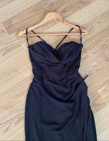 Zara Siyah balık elbise