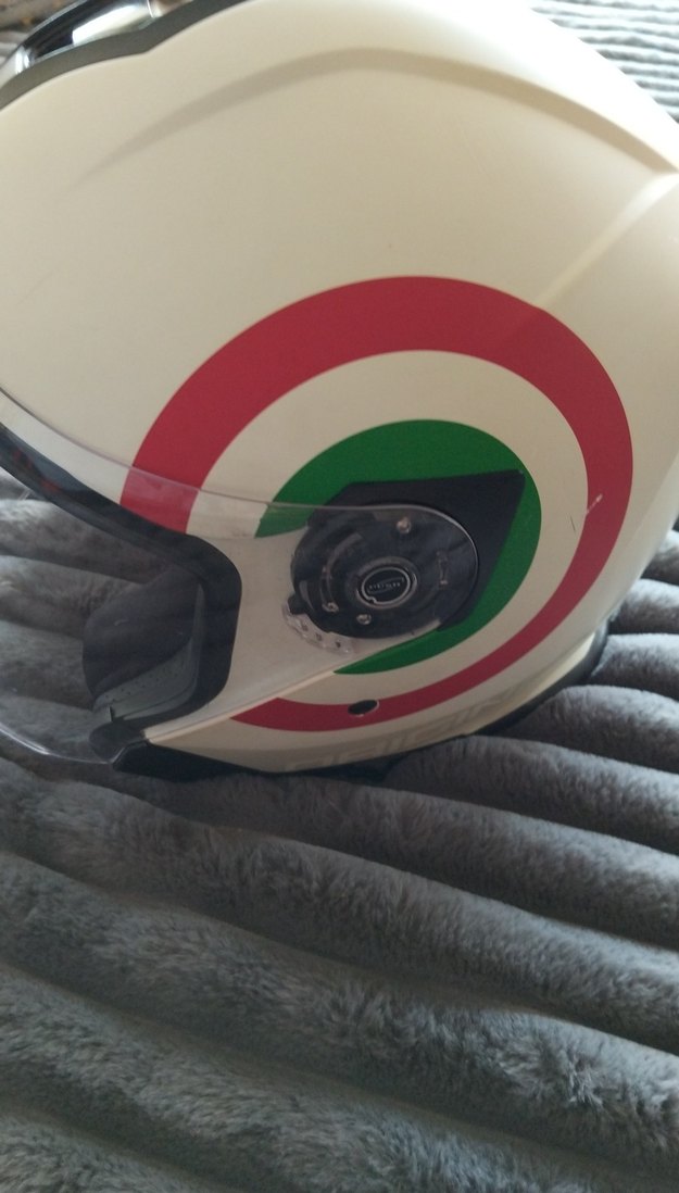 Beyaz Baskılı Seramik Motosiklet Kaskı - Görsel 4