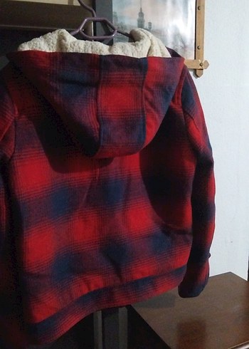 Kırmızı Desenli Düğmeli Kadın Mont - Görsel 5