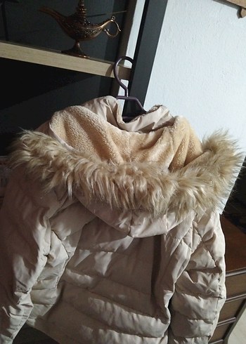 Bej Kadın Kürklü Kışlık Mont - Görsel 4