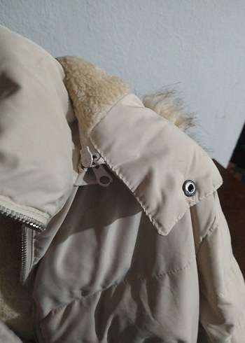 Bej Kadın Kürklü Kışlık Mont - Görsel 3