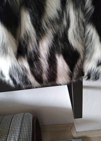 Bohem Zebra Desenli Kürklü Kadın Yelek - Görsel 3