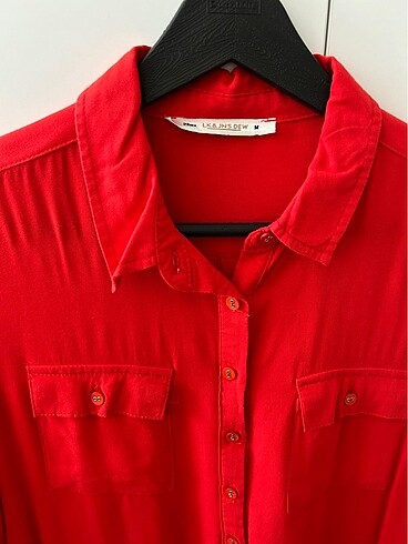 Leke Kırmızı bluz