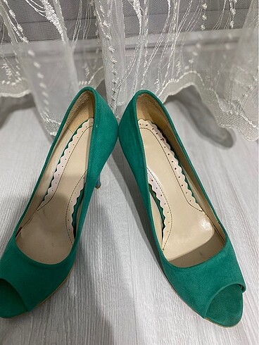39 Beden Açık burun stiletto