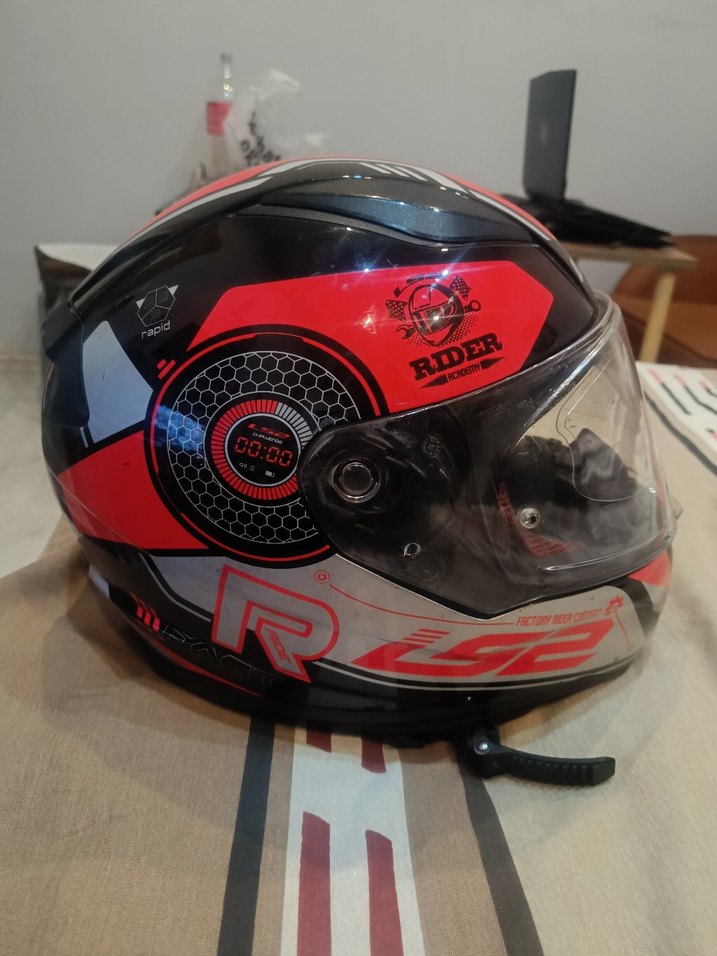 Kırmızı Baskılı LS2 Motosiklet Kaskı - Görsel 3