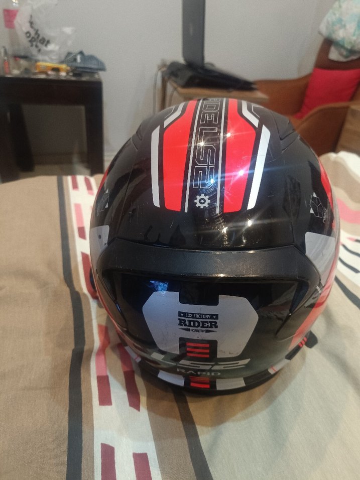 Kırmızı Baskılı LS2 Motosiklet Kaskı - Görsel 4