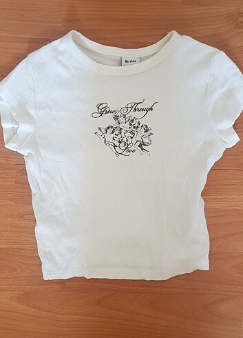 BERSHKA CROP