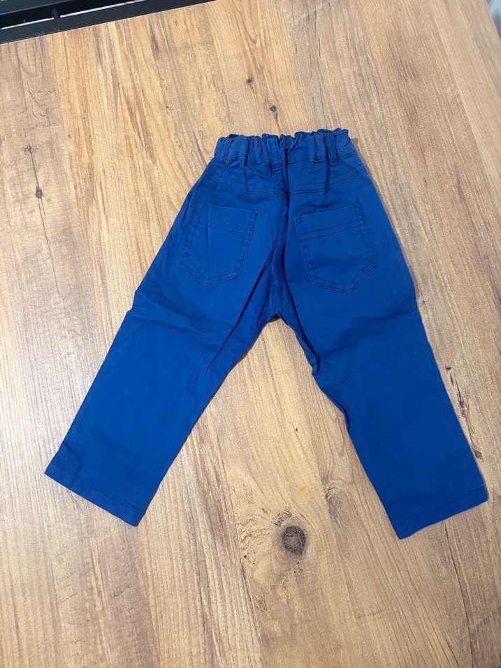 Erkek Çocuk Mavi Kemerli Kot Pantolon - Görsel 2