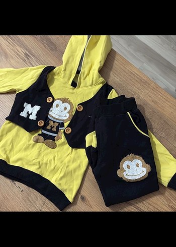 Sarı Kapüşonlu Erkek Bebek Takımı - Görsel 3