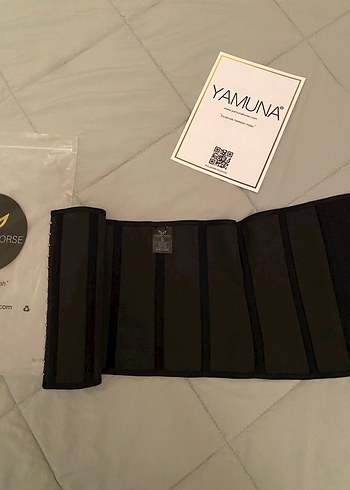 Yamuna Siyah Baskılı Göğüs Korsesi - Görsel 4