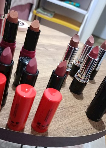Canlı Bordo Ruj Çeşitleri - Görsel 4
